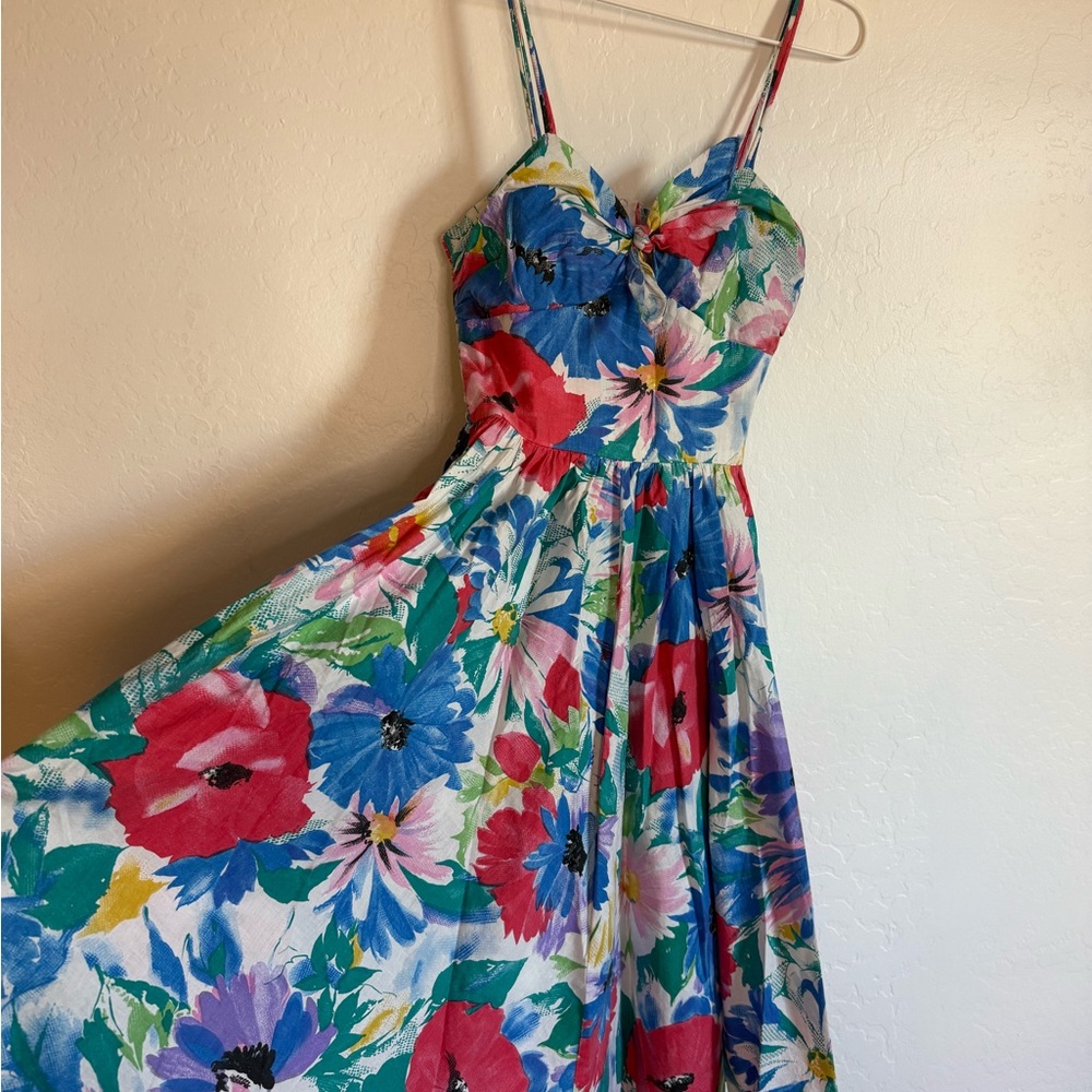 Vintage Floral Midi Sundress with Sweetheart Neckline - Multicolor